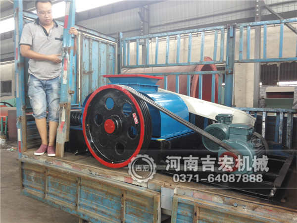 石頭破碎機(jī)的“破壞分子”疏而不漏！