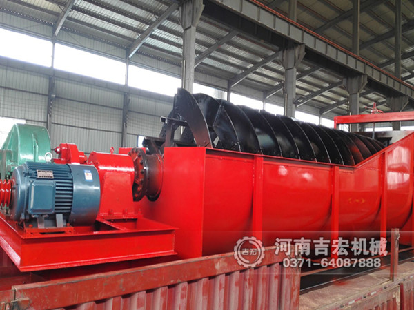 螺旋洗石機(jī)、移動(dòng)輸送機(jī)發(fā)往東北