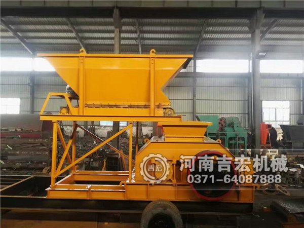 900×1200移動雙齒輥破碎機發(fā)往西安